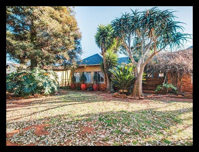 3 BEDROOM HOUSE FOR SALE IN RHODESFIELD